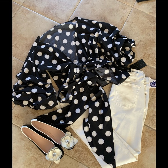 Polka Dot 3qtr Bubble Sleeve Wrap blouse - Picture 2 of 10